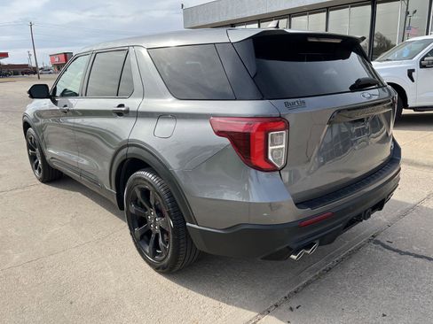 Used 2022 Ford Explorer ST w/ Equipment Group 401A image 10