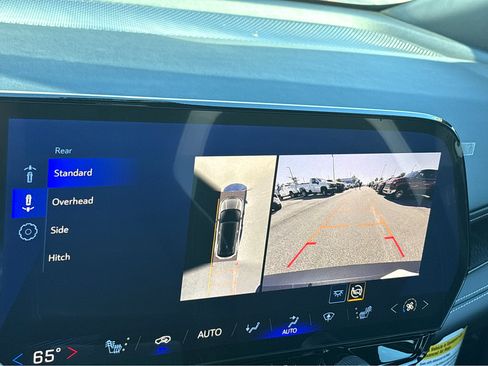 New 2025 Chevrolet Blazer EV LT image 10