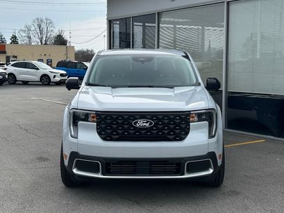 New 2025 Ford Maverick Lariat w/ 4K Tow Package