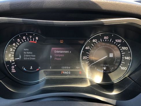 Used 2013 Lincoln MKZ image 17