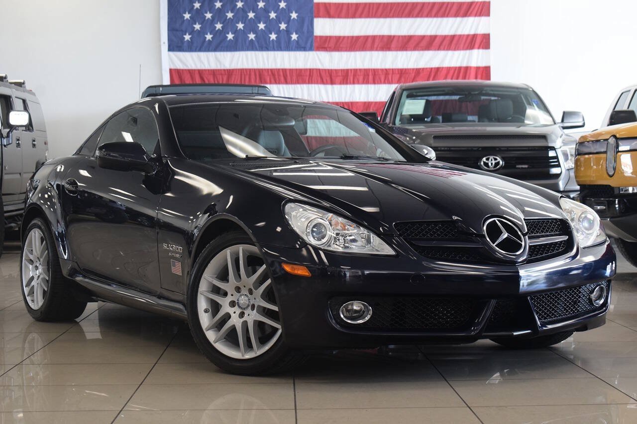 Used 2009 Mercedes-Benz SLK 300 image 1