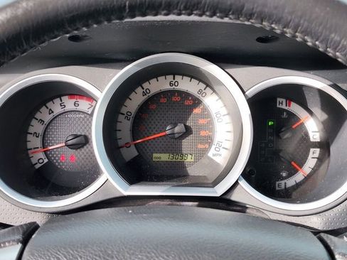 Used 2015 Toyota Tacoma 4x4 Access Cab V6 w/ SR5 Package image 29