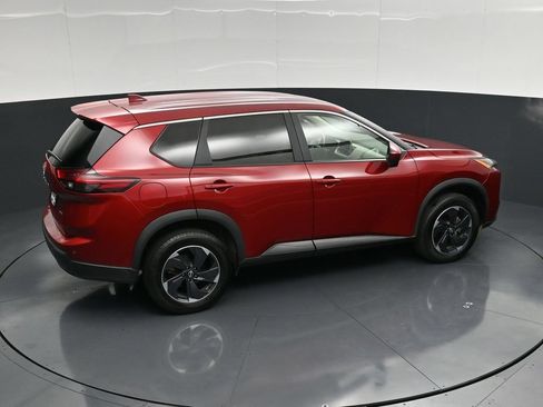 Used 2025 Nissan Rogue SV AWD/4WD image 44