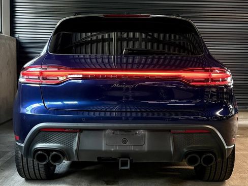 Used 2024 Porsche Macan Turbo AWD/4WD image 7