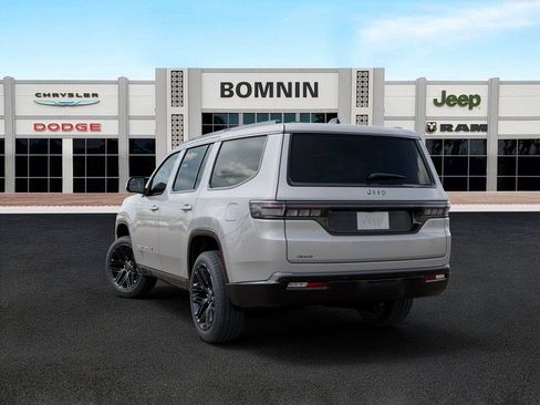 New 2026 Jeep Grand Wagoneer Limited AWD/4WD image 3