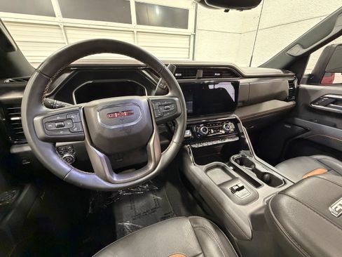 Used 2024 GMC Sierra 2500 AT4 w/ AT4 Premium Plus Package AWD/4WD image 46