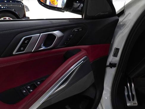 Used 2021 BMW X6 sDrive40i w/ M Sport Package RWD image 34
