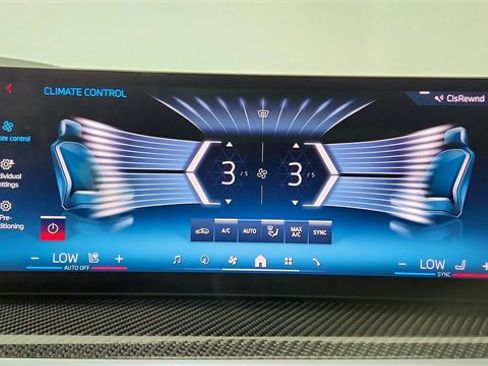 Used 2025 BMW X6 M60i image 46