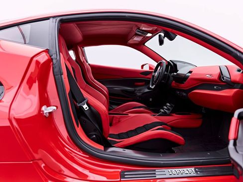 Used 2020 Ferrari 488 Pista Coupe RWD image 45