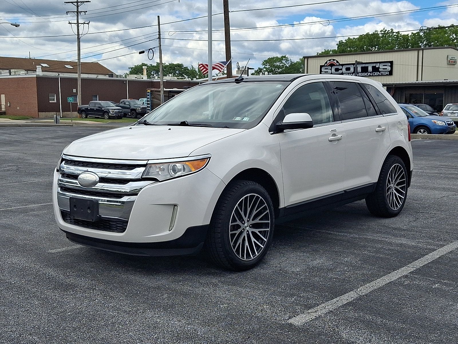 Used 2013 Ford Edge Limited AWD/4WD image 3