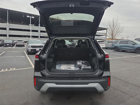 New 2026 Volkswagen Tiguan SE image 5