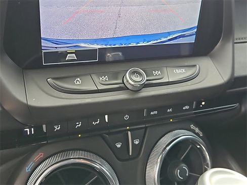 Used 2022 Chevrolet Camaro LT w/ RS Package image 28