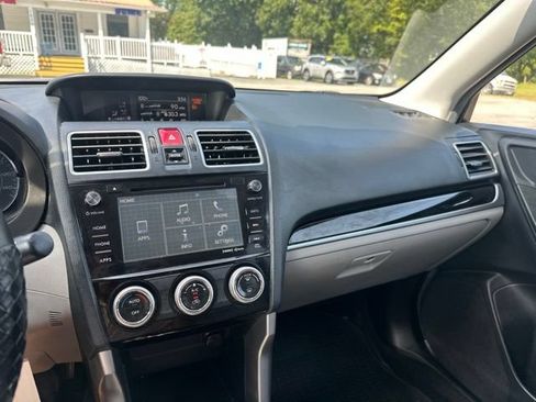 Used 2017 Subaru Forester 2.5i Limited w/ Protection Package #2 AWD/4WD image 16