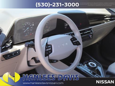 Used 2023 Kia Niro Wind FWD image 12