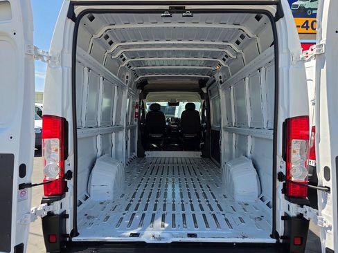 Used 2023 RAM ProMaster 3500 FWD image 11