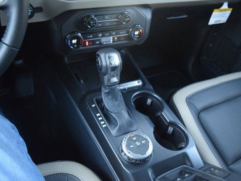 New 2025 Ford Bronco Big Bend image 10