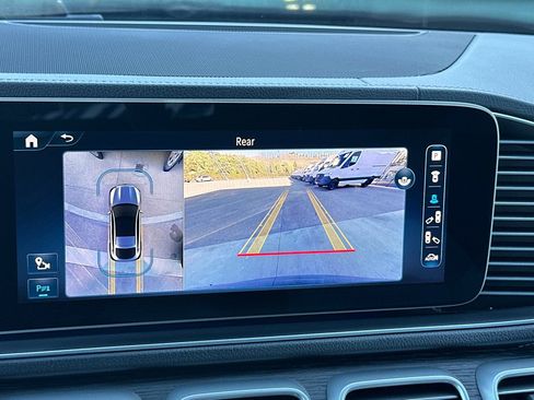 Used 2024 Mercedes-Benz GLE 53 AMG 4MATIC Coupe image 17