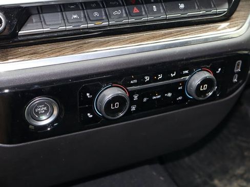 Used 2022 Chevrolet Silverado 1500 RST image 23