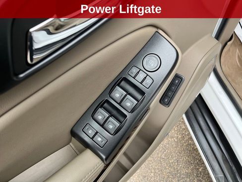 Used 2019 GMC Yukon XL SLT w/ Open Road Package image 14