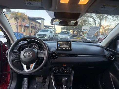 Used 2016 Scion iA image 10