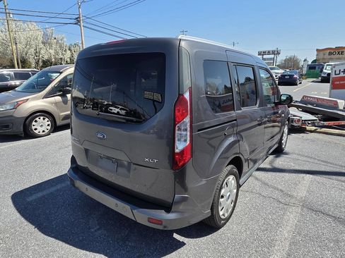 Used 2018 Ford Transit Connect XLT image 3