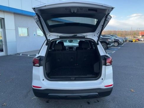 Certified 2024 Chevrolet Equinox LT w/ LPO, Floor Liner Package image 16