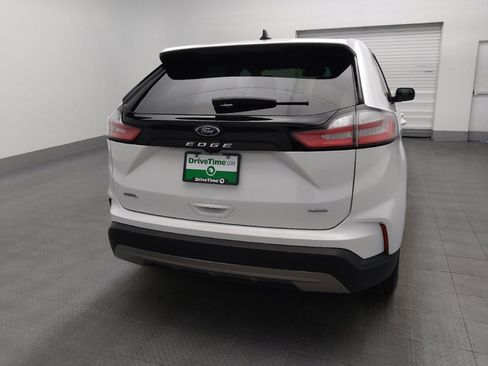 Used 2024 Ford Edge SEL image 7