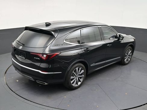Used 2025 Acura MDX w/ Technology Package FWD image 16