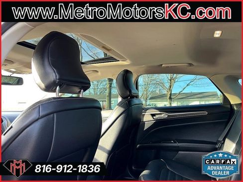 Used 2018 Ford Fusion SE w/ Fusion SE Technology Package image 34