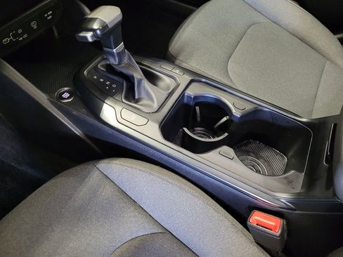 Used 2025 Kia K4 FWD image 26