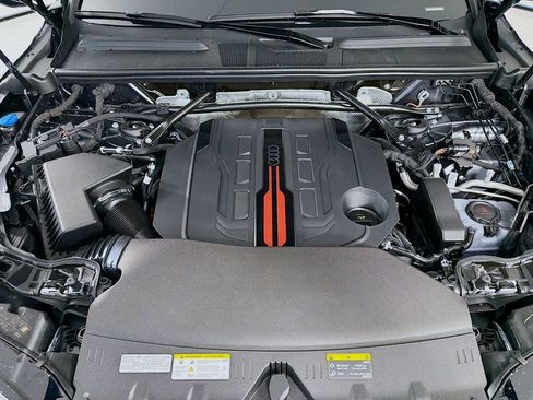 New 2025 Audi SQ5 Premium Plus image 32