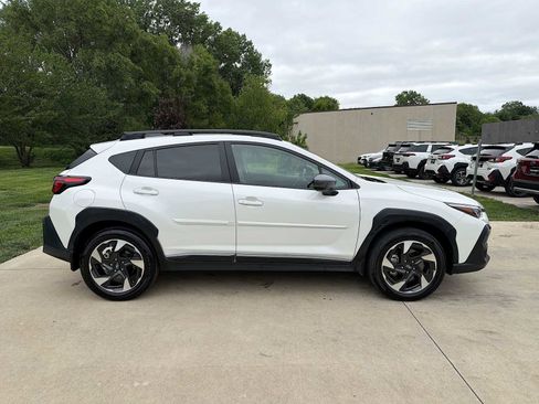 Used 2024 Subaru Crosstrek 2.5i Limited w/ Crosstrek Mirror Package AWD/4WD image 7