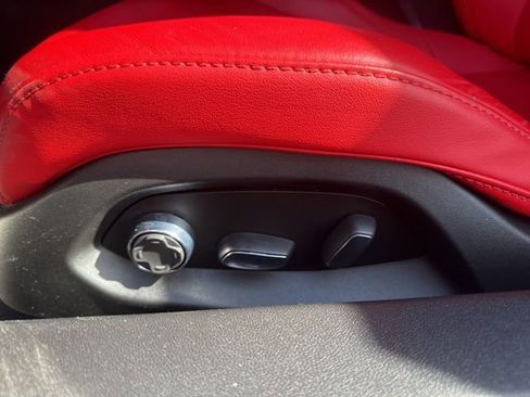 Used 2024 Chevrolet Corvette Stingray Premium Cpe w/ Z51 Performance Package image 16