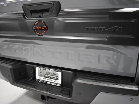 New 2026 Nissan Frontier PRO-4X w/ Pro Premium Package AWD/4WD image 12