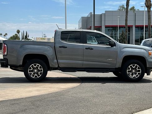 Certified 2022 GMC Canyon AT4 w/ Trailering Package AWD/4WD image 3