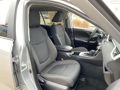 Used 2024 Toyota RAV4 LE image 19