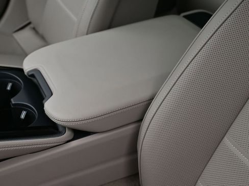 New 2026 Porsche Panamera 4 image 21