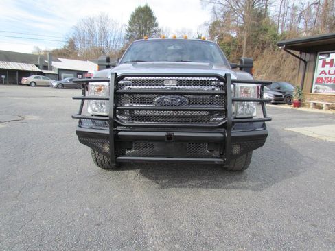 Used 2016 Ford F250 Lariat w/ FX4 Off-Road Package image 2