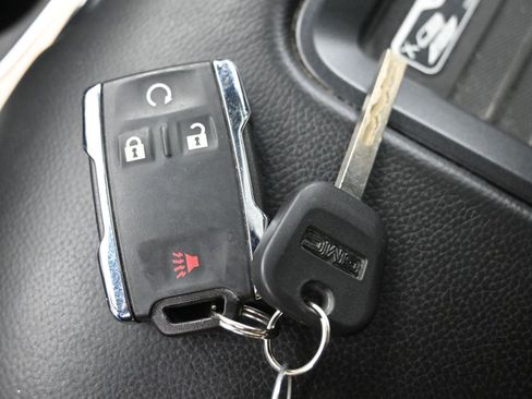 Used 2016 GMC Sierra 2500 Denali w/ Duramax Plus Package image 33