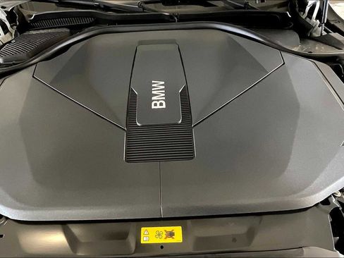 Used 2026 BMW i5 eDrive40 image 16