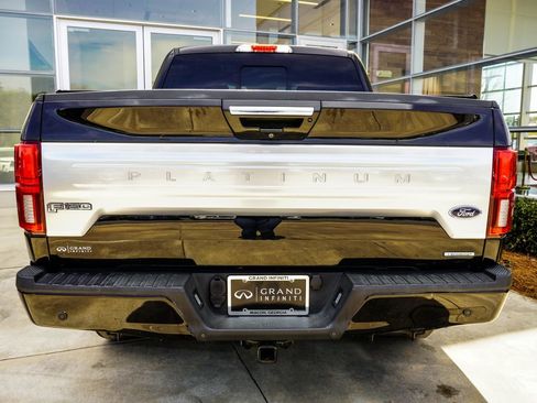 Used 2019 Ford F150 Platinum w/ Equipment Group 701A Luxury image 11