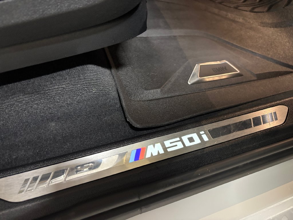 Used 2020 BMW X5 M50i w/ Executive Package AWD/4WD image 55