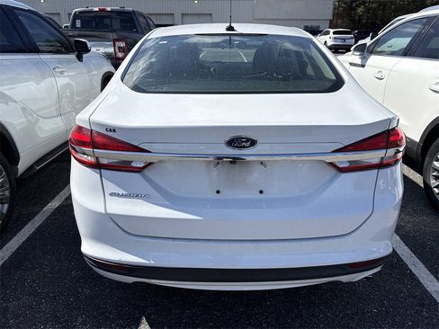 Used 2018 Ford Fusion S image 19