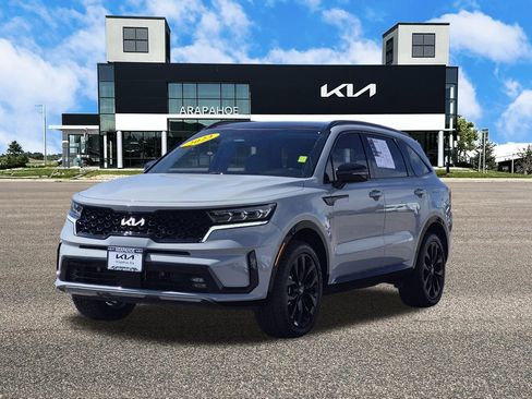 Used 2023 Kia Sorento SX AWD/4WD image 5