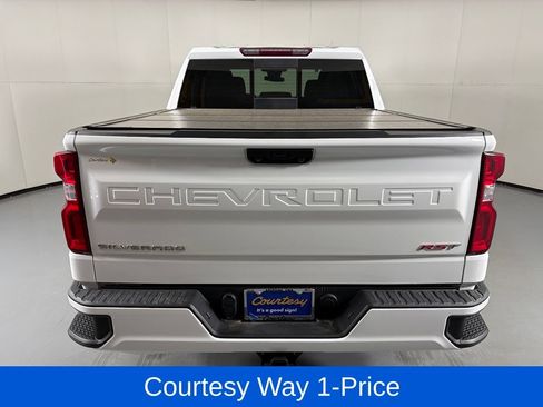 Used 2023 Chevrolet Silverado 1500 RST w/ Convenience Package II AWD/4WD image 9