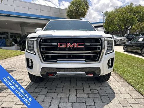Used 2023 GMC Yukon AT4 w/ AT4 Premium Package AWD/4WD image 19