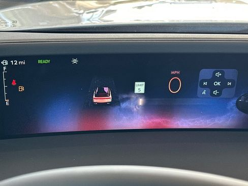 New 2026 Lincoln Nautilus Premier image 24