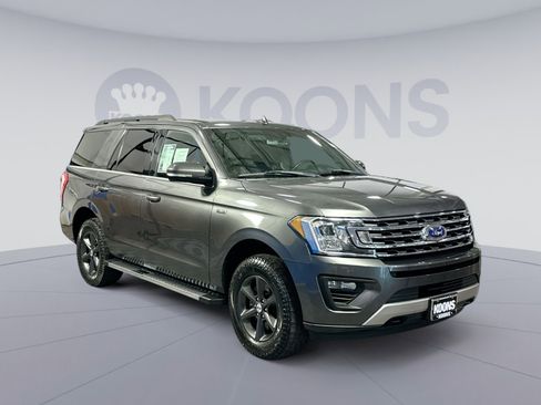 Used 2019 Ford Expedition XLT w/ Equipment Group 202A image 10