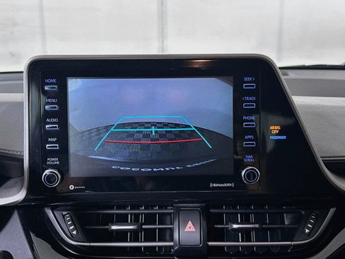 Used 2021 Toyota C-HR LE FWD image 24