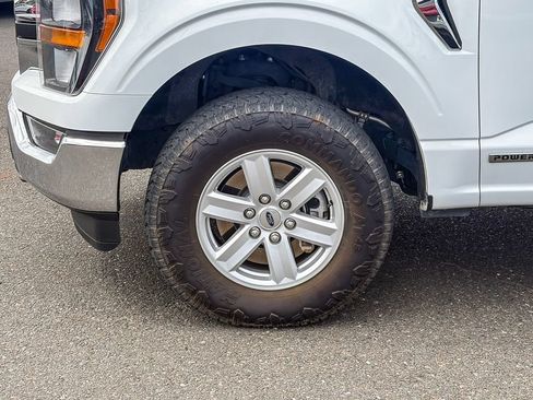 Used 2023 Ford F150 XLT w/ Equipment Group 301A Mid AWD/4WD image 7